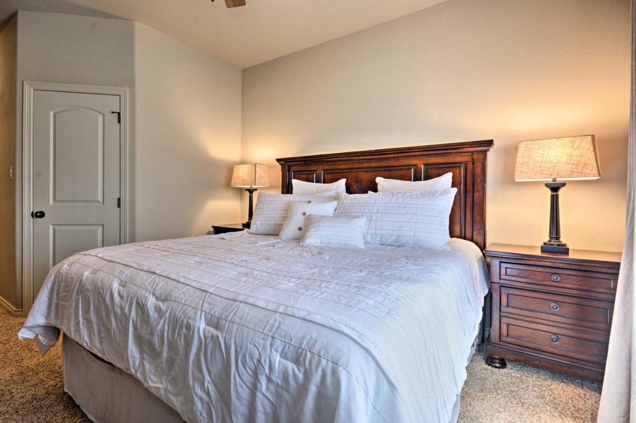 College Station Townhouse With Private Patio Villa Kültér fotó